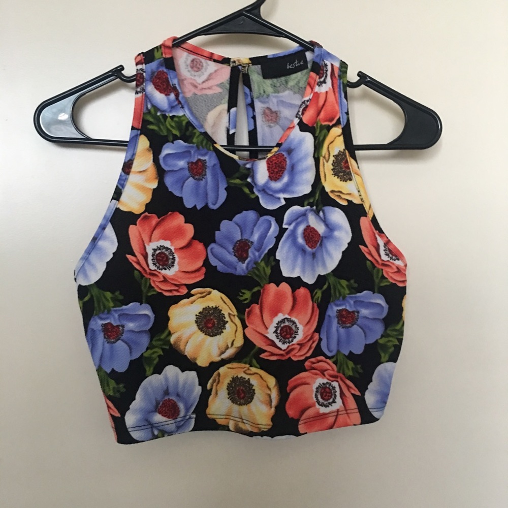 Flora crop top